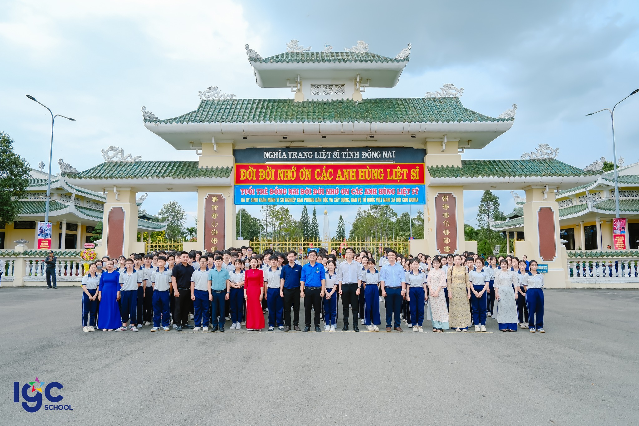 KỶ NIỆM 77 NĂM NGÀY THƯƠNG BINH LIỆT SỸ: "NHỮNG CUỘC ĐỜI ĐÃ HÓA NÚI SÔNG TA"...