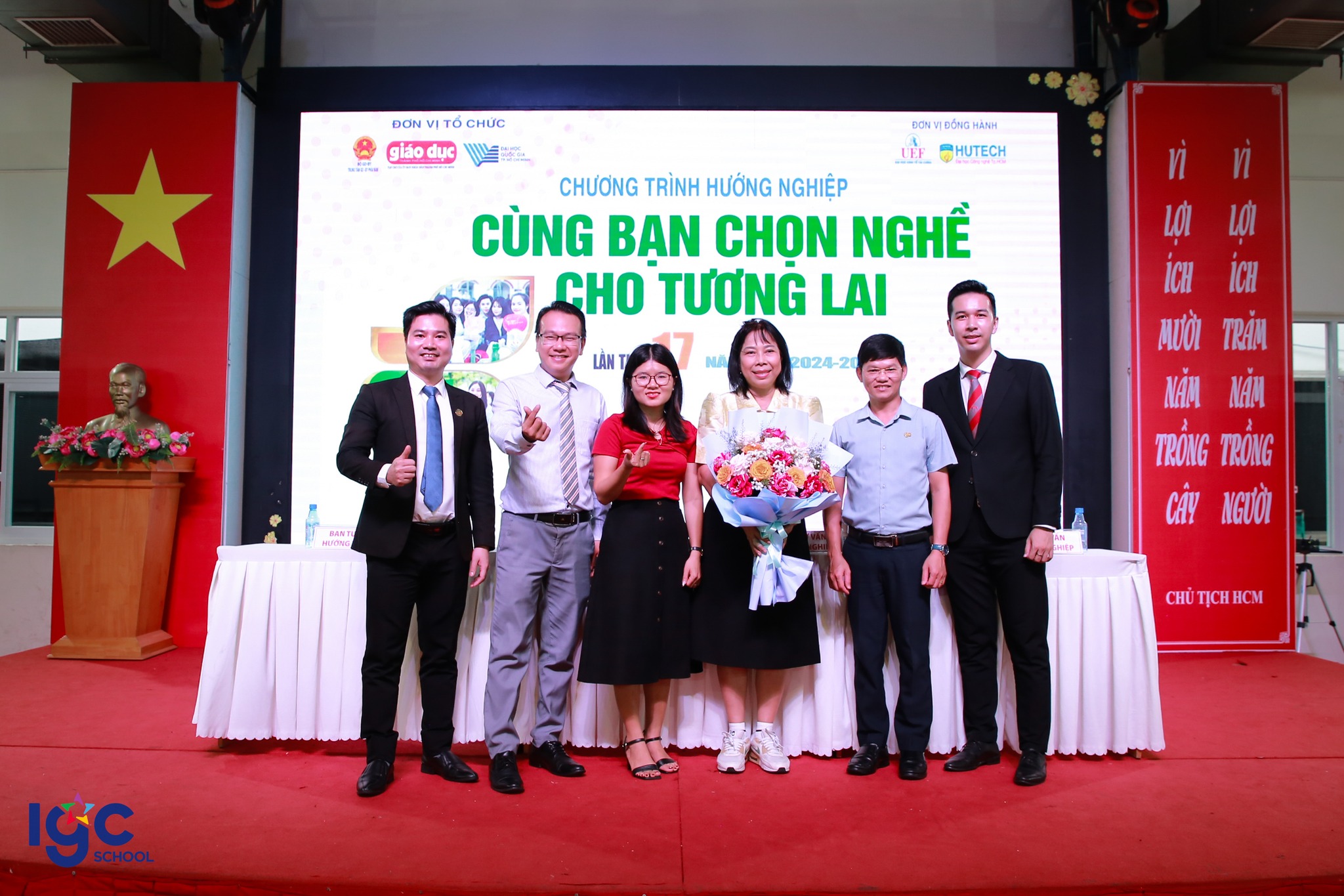 TỰ TIN CHỌN NGHỀ - VỮNG BƯỚC TƯƠNG LAI