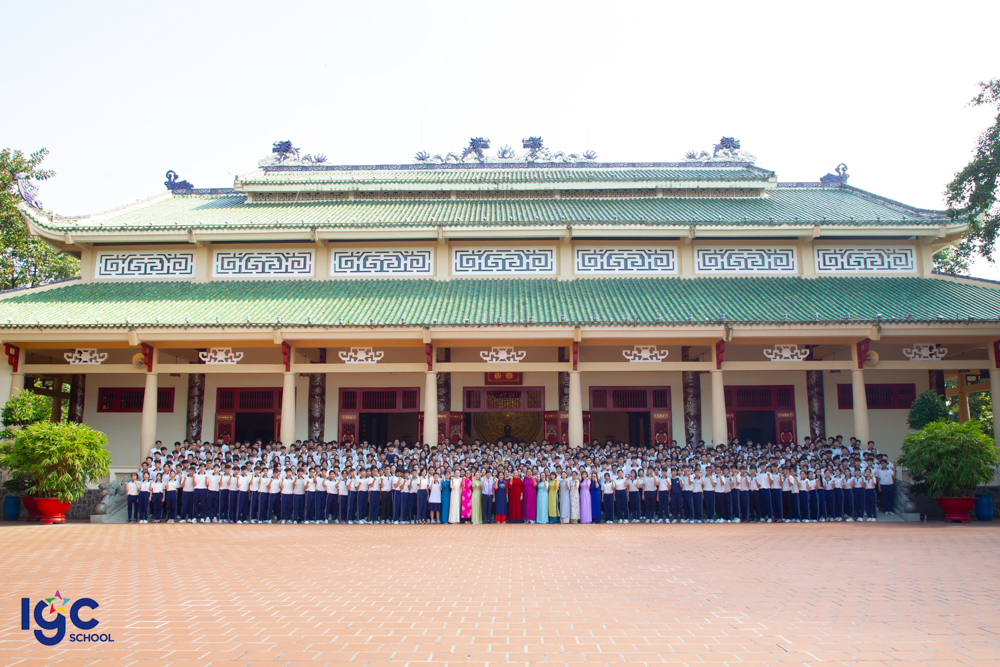 HỌC SINH LÊ QUÝ ĐÔN - LONG BÌNH TÂN DÂNG HƯƠNG TẠI VĂN MIẾU TRẤN BIÊN: LỄ NGHĨA TRI ÂN – TIẾP LỬA TINH THẦN - VỮNG BƯỚC TƯƠNG LAI