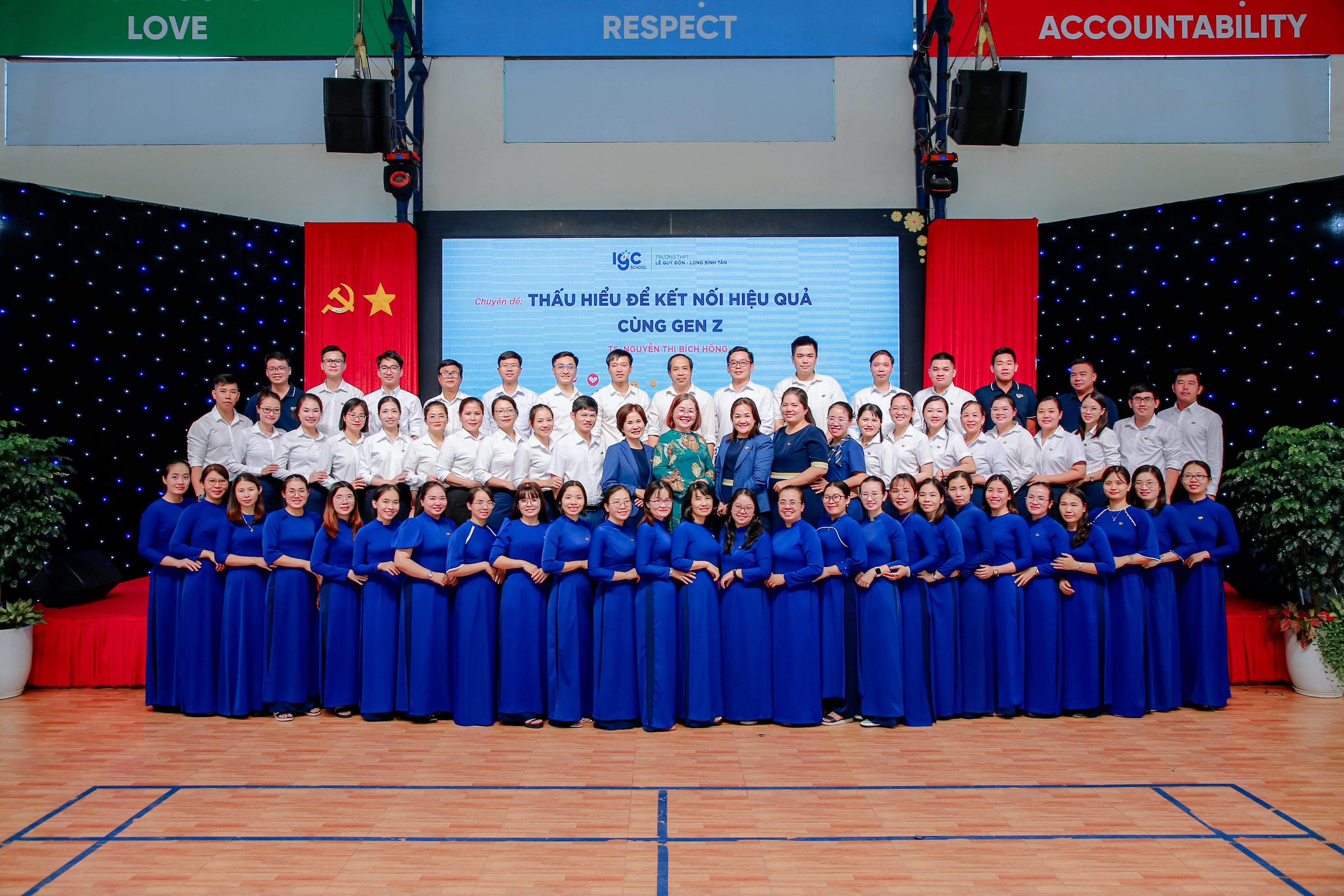 Đội ngũ giáo viên